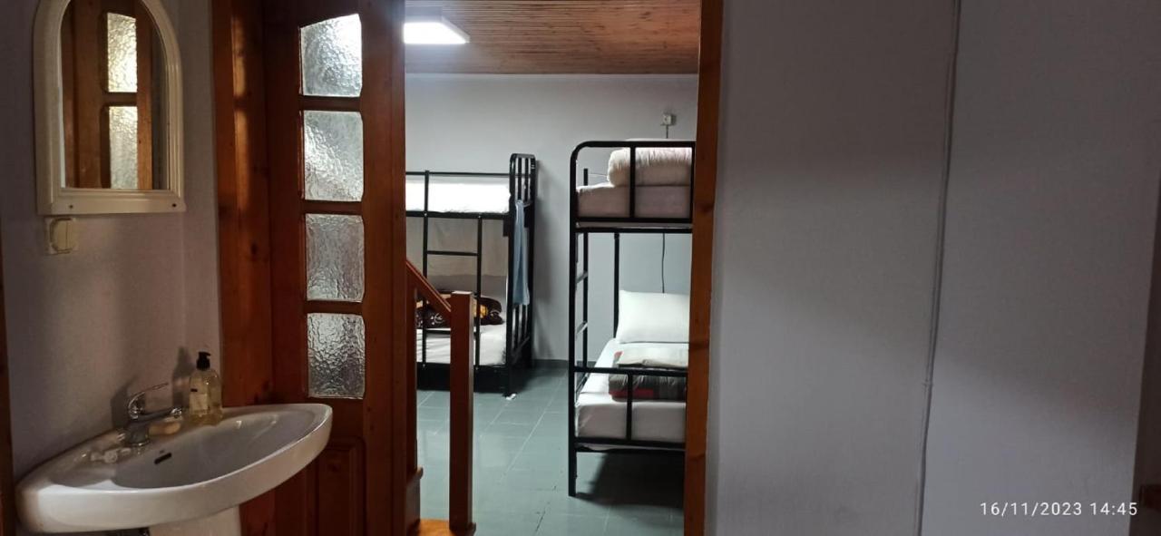 Royal Hostel Tirana Buitenkant foto